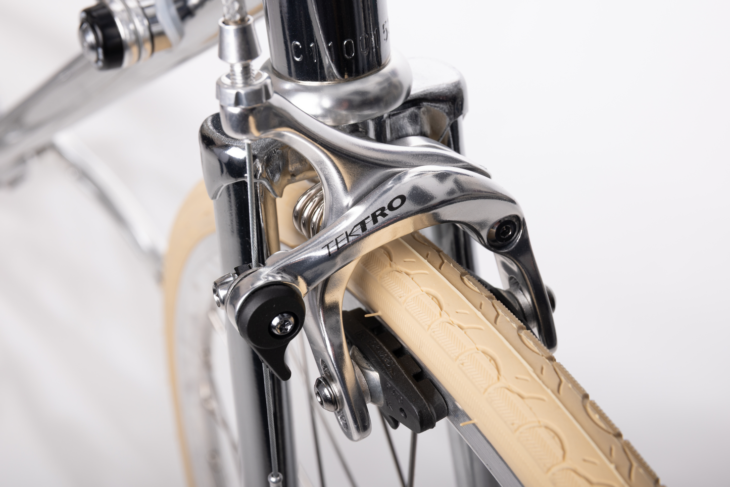 YIWU+ Chrome Citybike