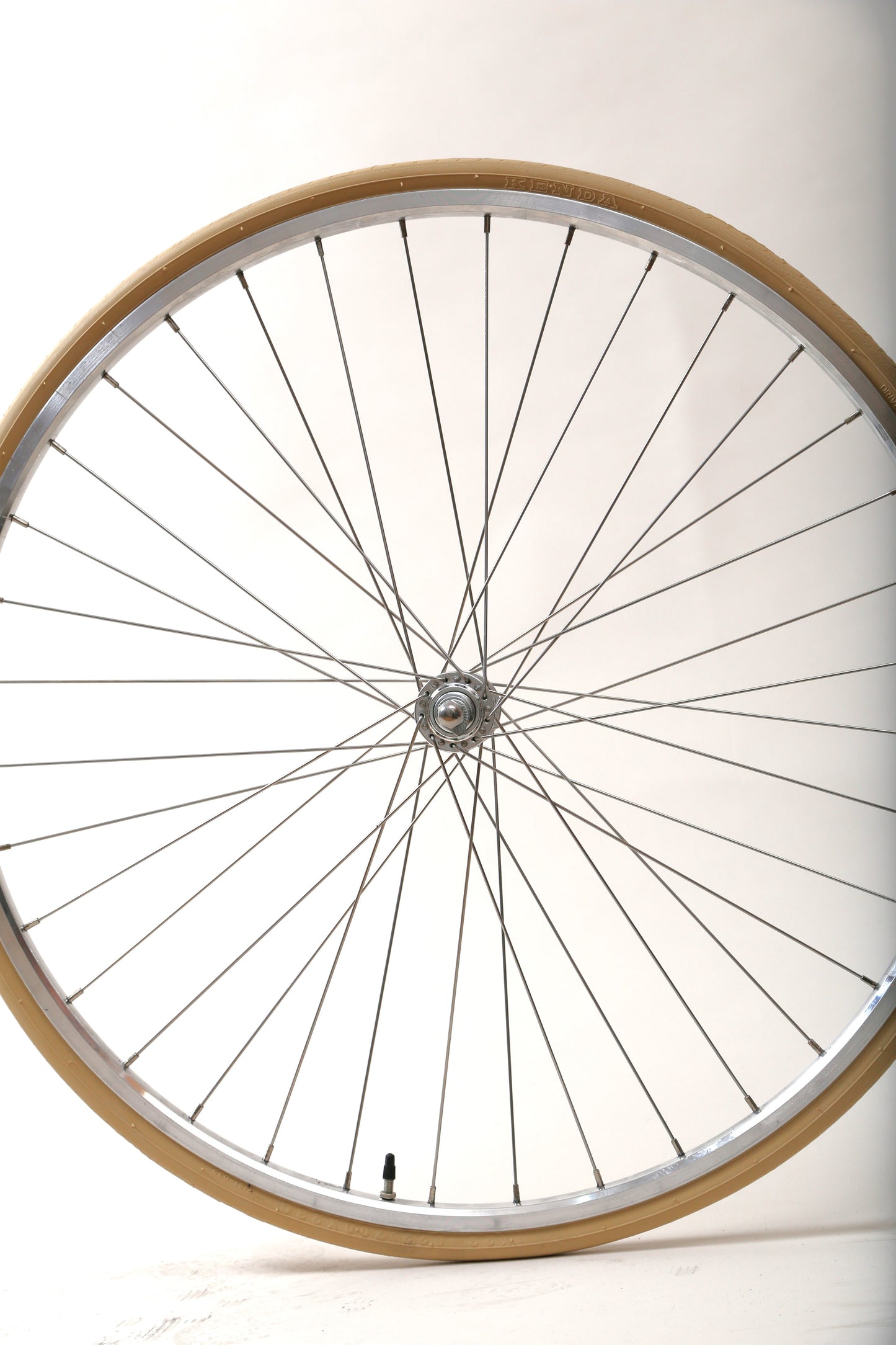 YIWU Front wheel complete