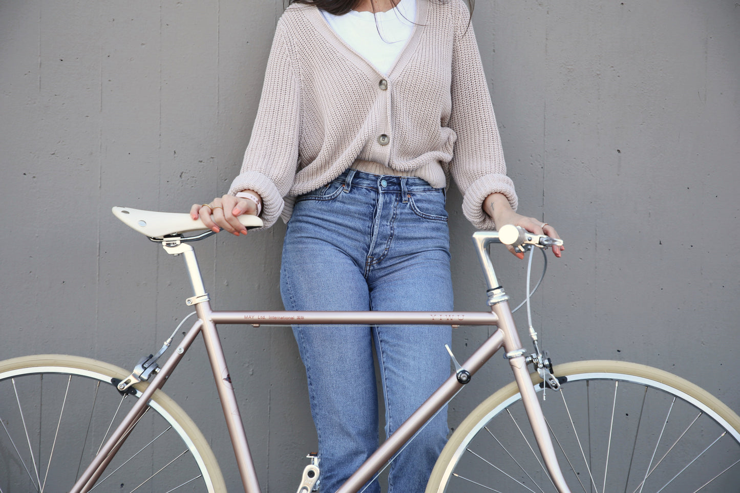 Urban City Bike – YIWU Rose Pearl Matt 8-Speed Ride