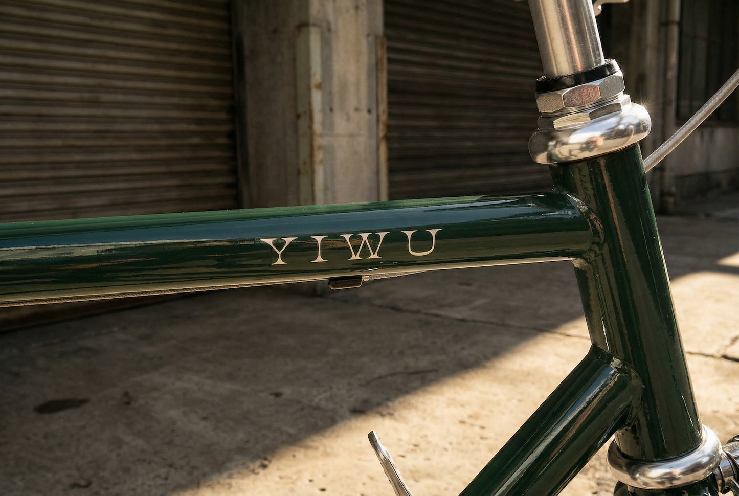 YIWU+ Racing Green Citybike