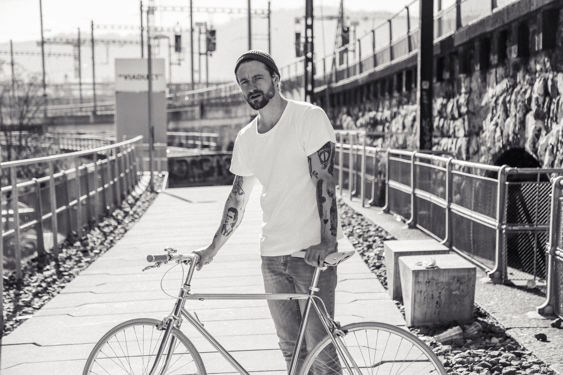 MAY YIWU Chrome Citybike - Bicycle for Men & Women