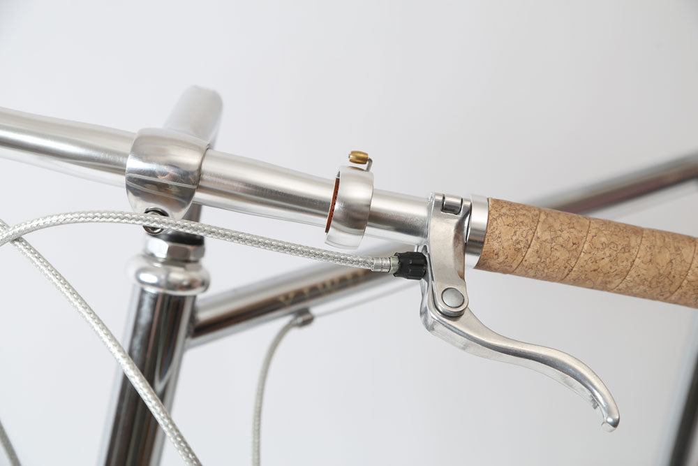 Premium Bike Bell – Knog Oi Luxe with Sleek Design